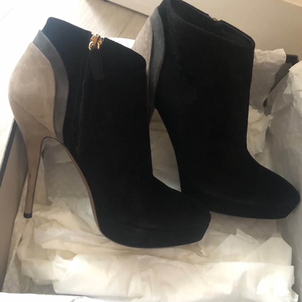 Gucci suede stilettos